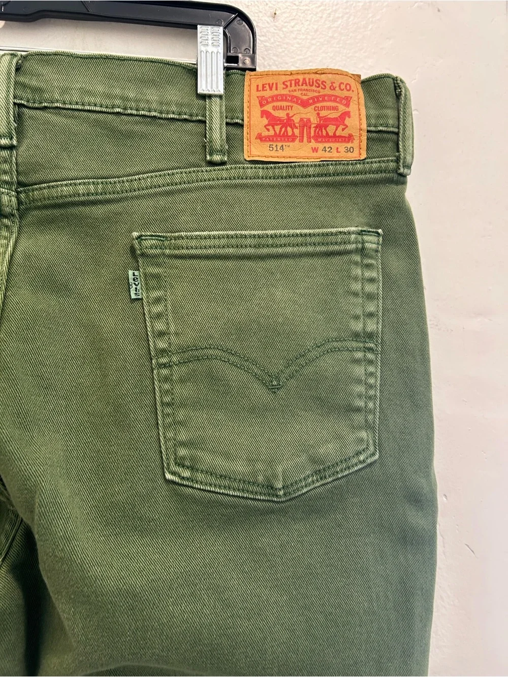 Men Levi's Slim Straight Jeans in Olive Green